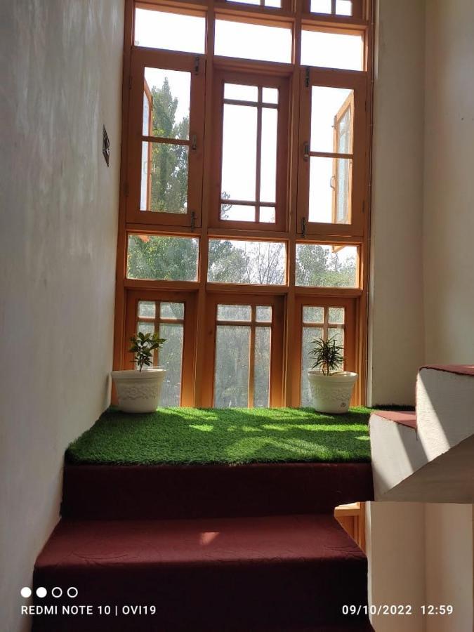 Green Resort Srinagar  Exterior photo